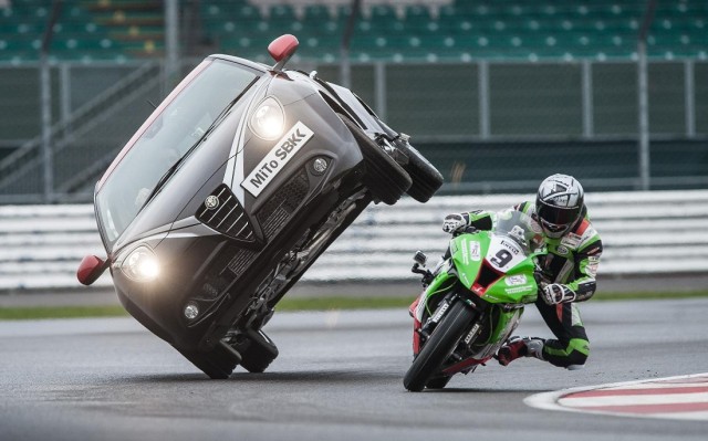 Alfa MiTo Quadrifoglio Verde SBK Limited Edition 2013-7.jpg